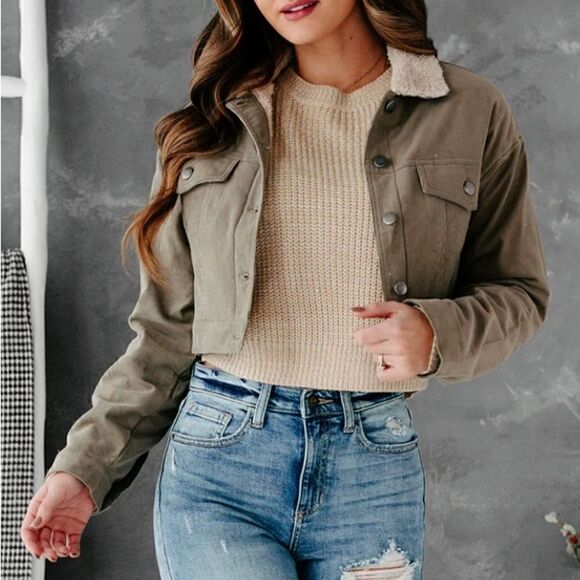 15. HYFVE Cropped Sherpa Lined Corduroy Jacket Size M - Picture 4 of 9